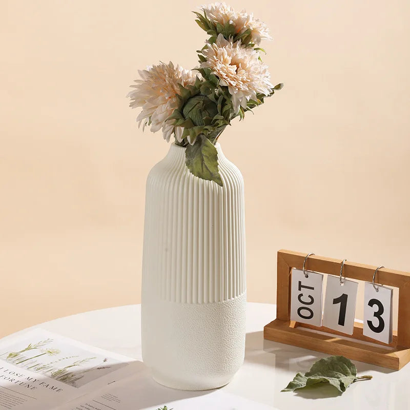 Modern Fluted Unbreakable Flower Vase – Minimalist Ribbed Centerpiece