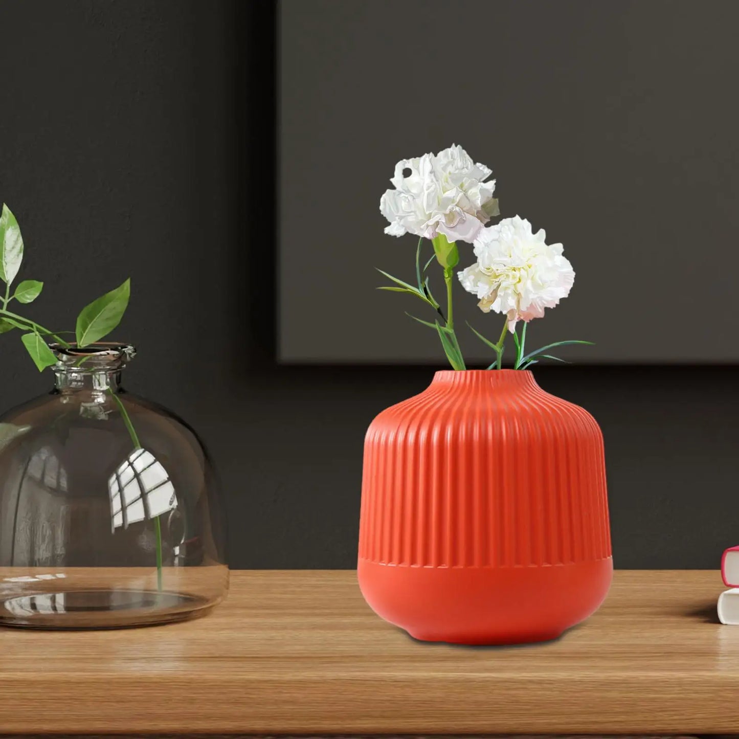 Nordic Ribbed Bud Vase – Vibrant Minimalist Decor