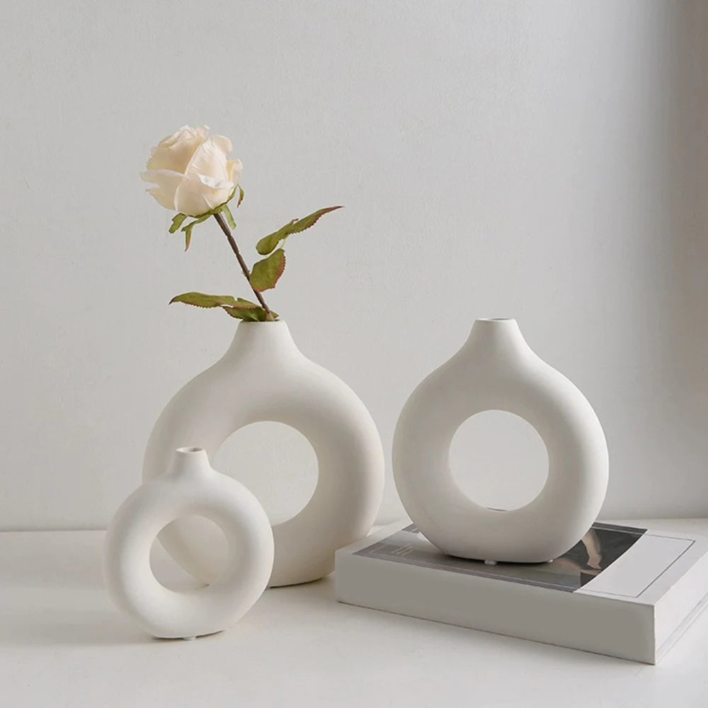 Nordic Hollow Flower Vase